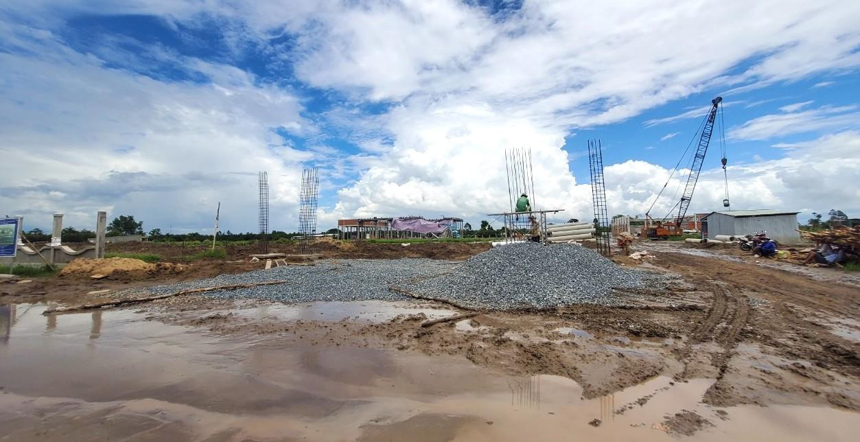 Toàn cảnh công trình Trung tâm Văn hóa – Thể thao truyền hình thị xã Bình Minh - Ảnh: Kim Hà. Toàn cảnh công trình Trung tâm Văn hóa – Thể thao truyền hình thị xã Bình Minh - Ảnh: Kim Hà.