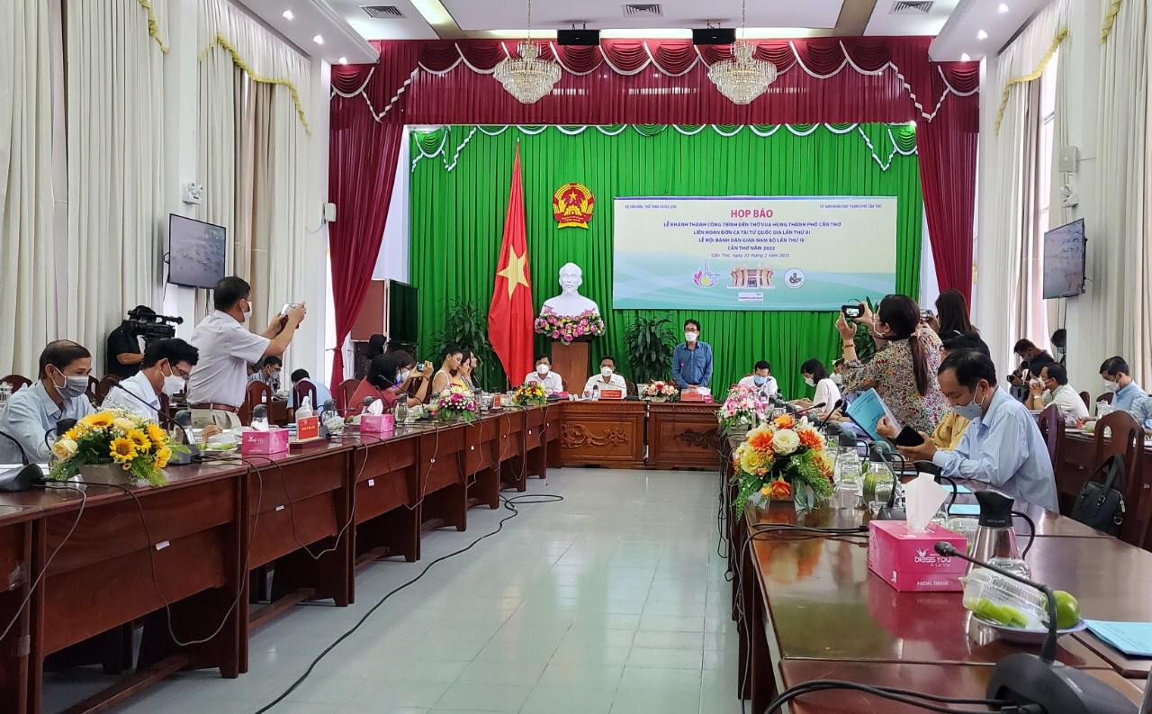 Quang cảnh buổi họp báo - Ảnh: Kim Hà.