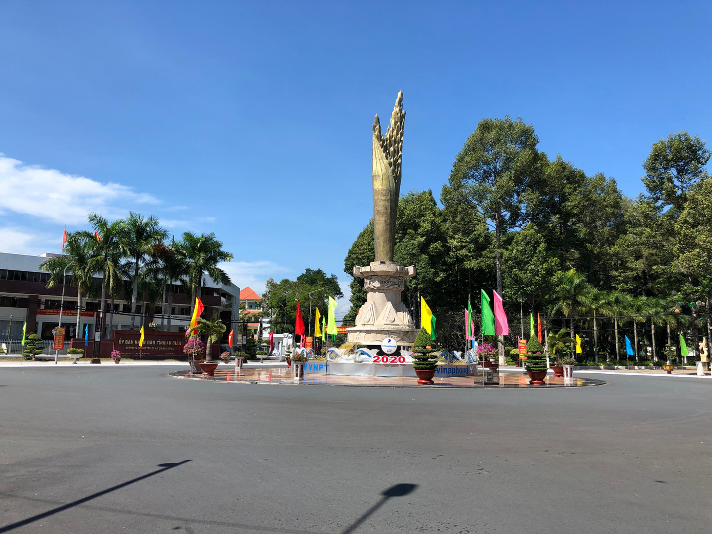 Tỉnh An Giang có 7 huyện, thành phố áp dụng Chỉ thị 16, các địa phương còn lại áp dụng Chỉ thị 15 - Ảnh: Kim Hà.