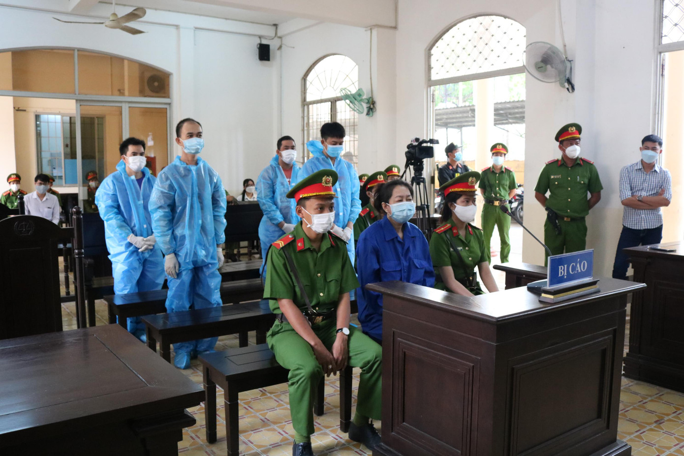 Các bị cáo nghe tuyên án - Ảnh: Kim Hà. Các bị cáo nghe tuyên án - Ảnh: Kim Hà.