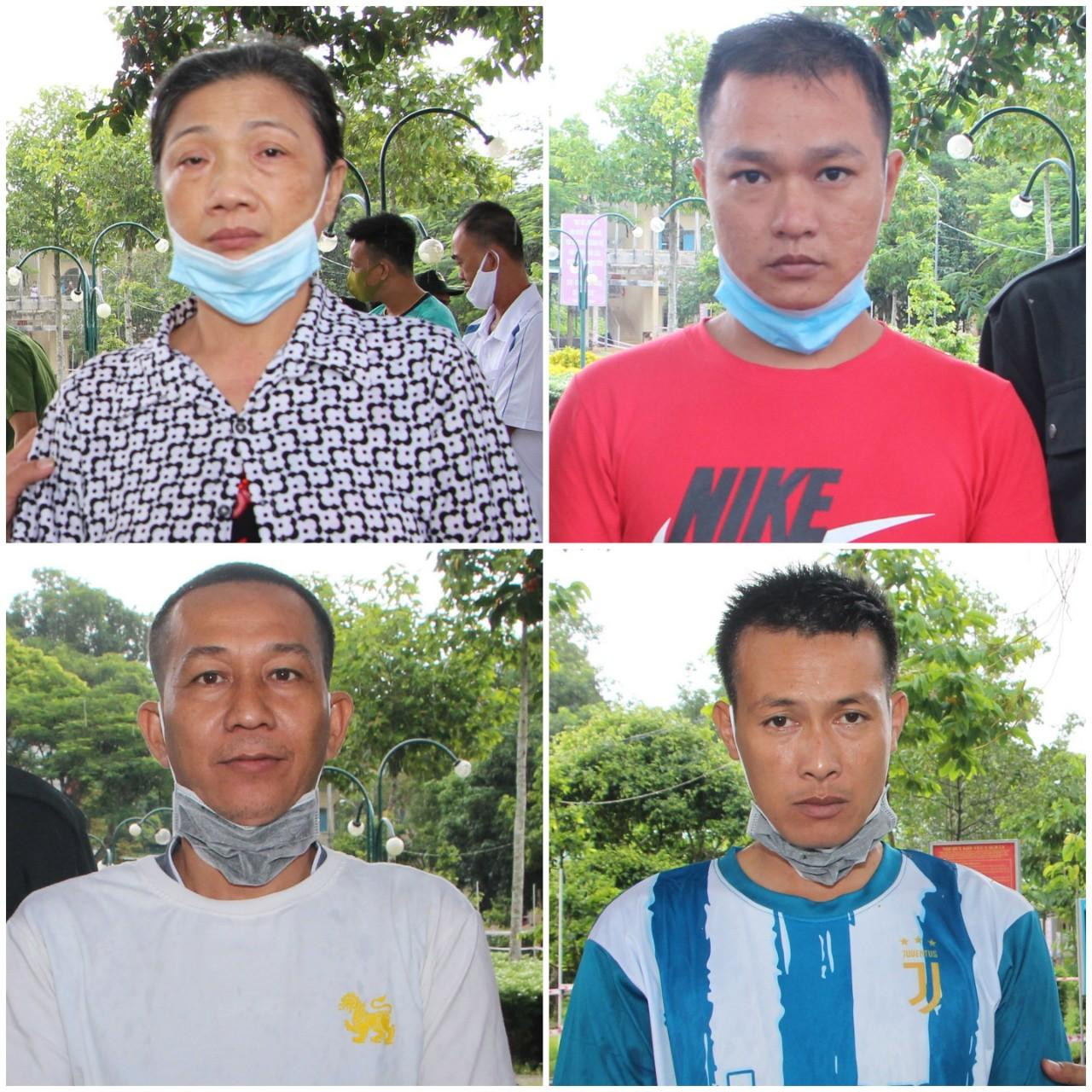 Các đối tượng Vân, Phước (áo đỏ), Trung (áo trắng) và Lộc. Các đối tượng Vân, Phước (áo đỏ), Trung (áo trắng) và Lộc.