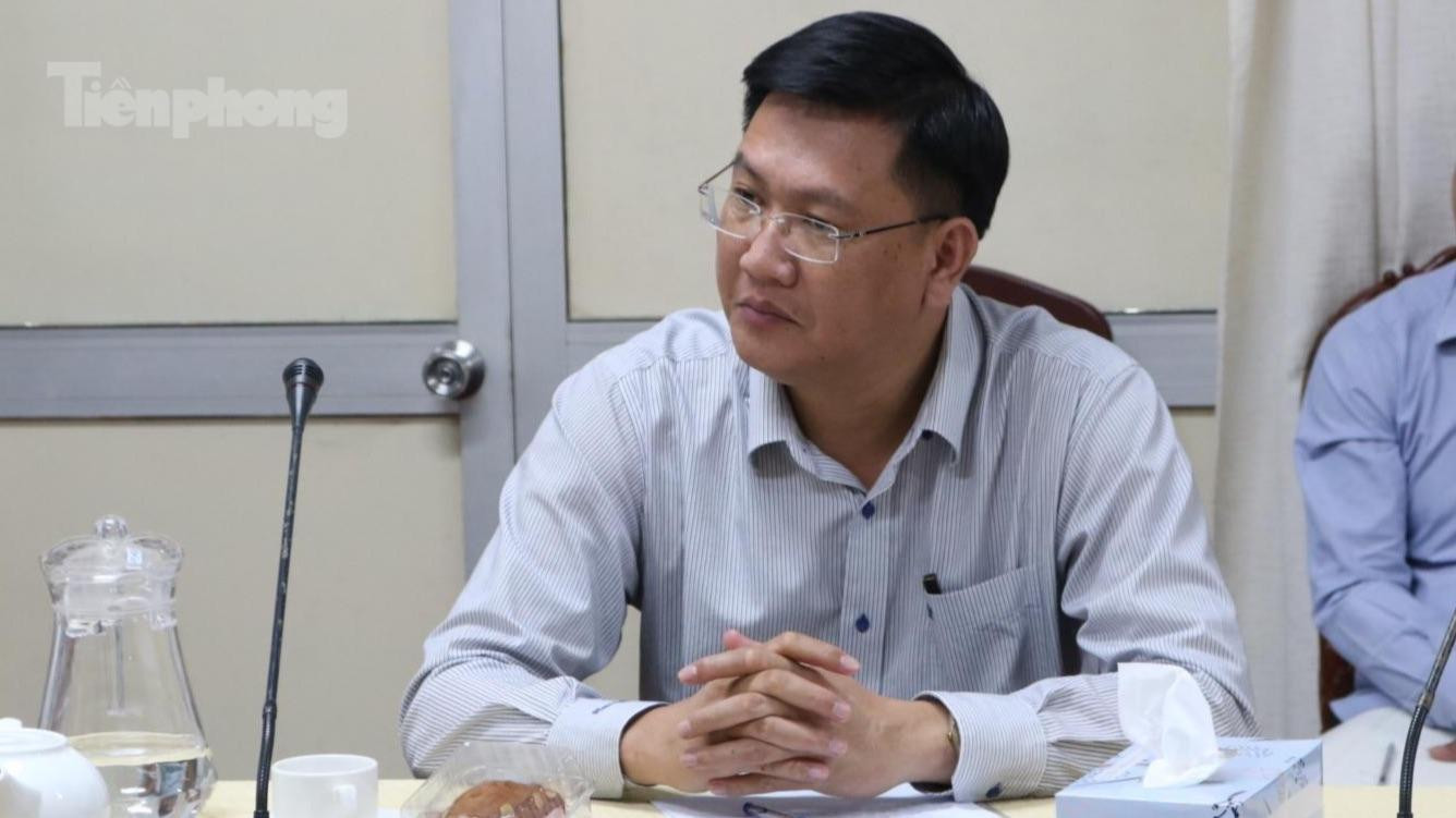 Ông Mai Văn Tân – Giám đốc Sở GTVT tỉnh Hậu Giang tại cuộc họp - Ảnh: Kim Hà.