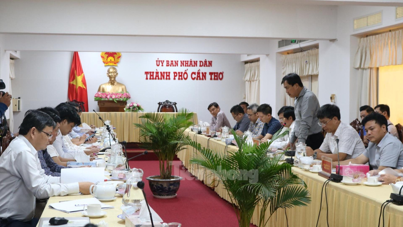 Quang cảnh cuộc họp (ảnh: Kim Hà).