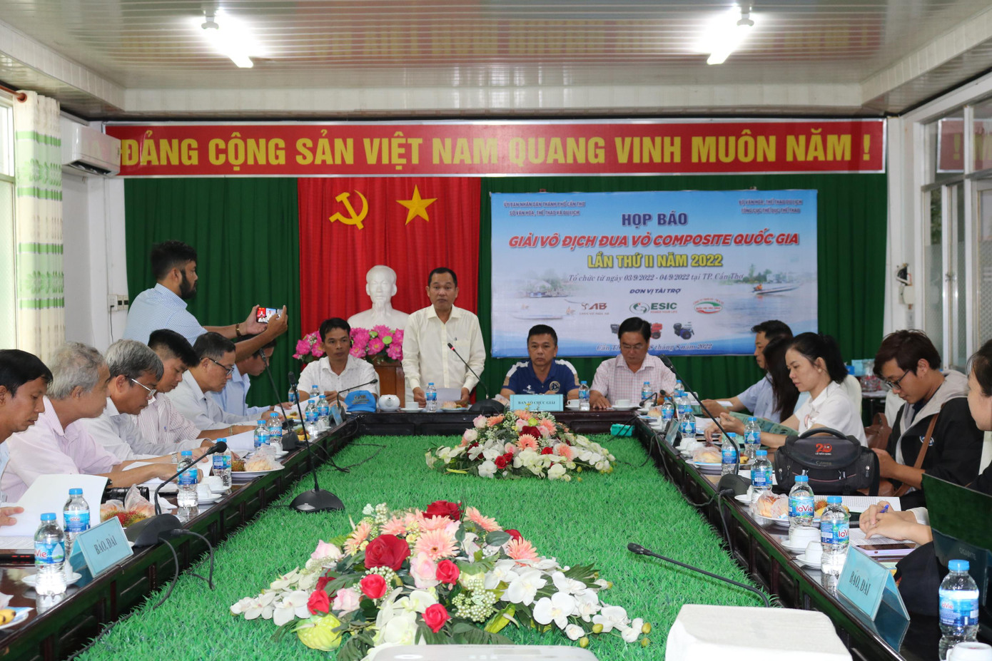 Ông Trương Công Quốc Việt – Phó Giám đốc Sở VHTT&DL TP Cần Thơ phát biểu tại cuộc họp - Ảnh: Kim Hà. Ông Trương Công Quốc Việt – Phó Giám đốc Sở VHTT&DL TP Cần Thơ phát biểu tại cuộc họp - Ảnh: Kim Hà.