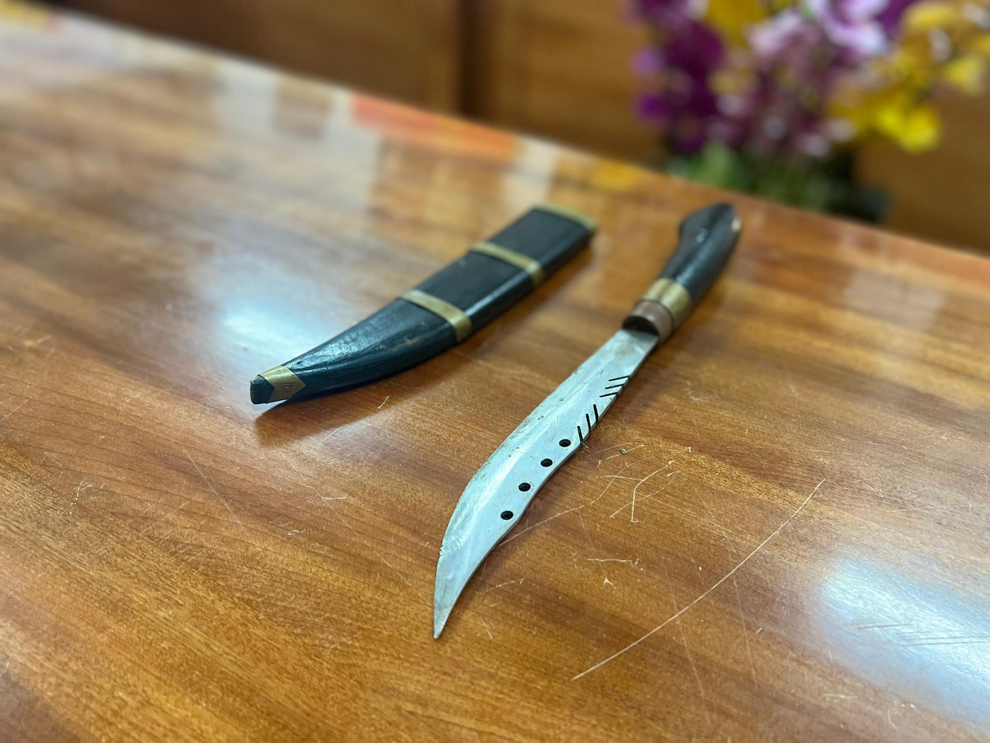 Hung khí gây án. Hung khí gây án.