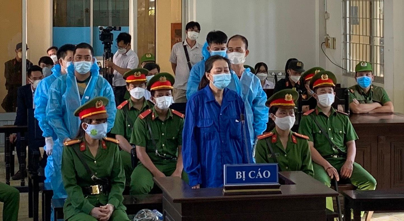 Bà trùm Mười Tường kêu oan trong vụ vận chuyển trái phép 470 ngàn USD qua biên giới - Ảnh: Kim Hà.