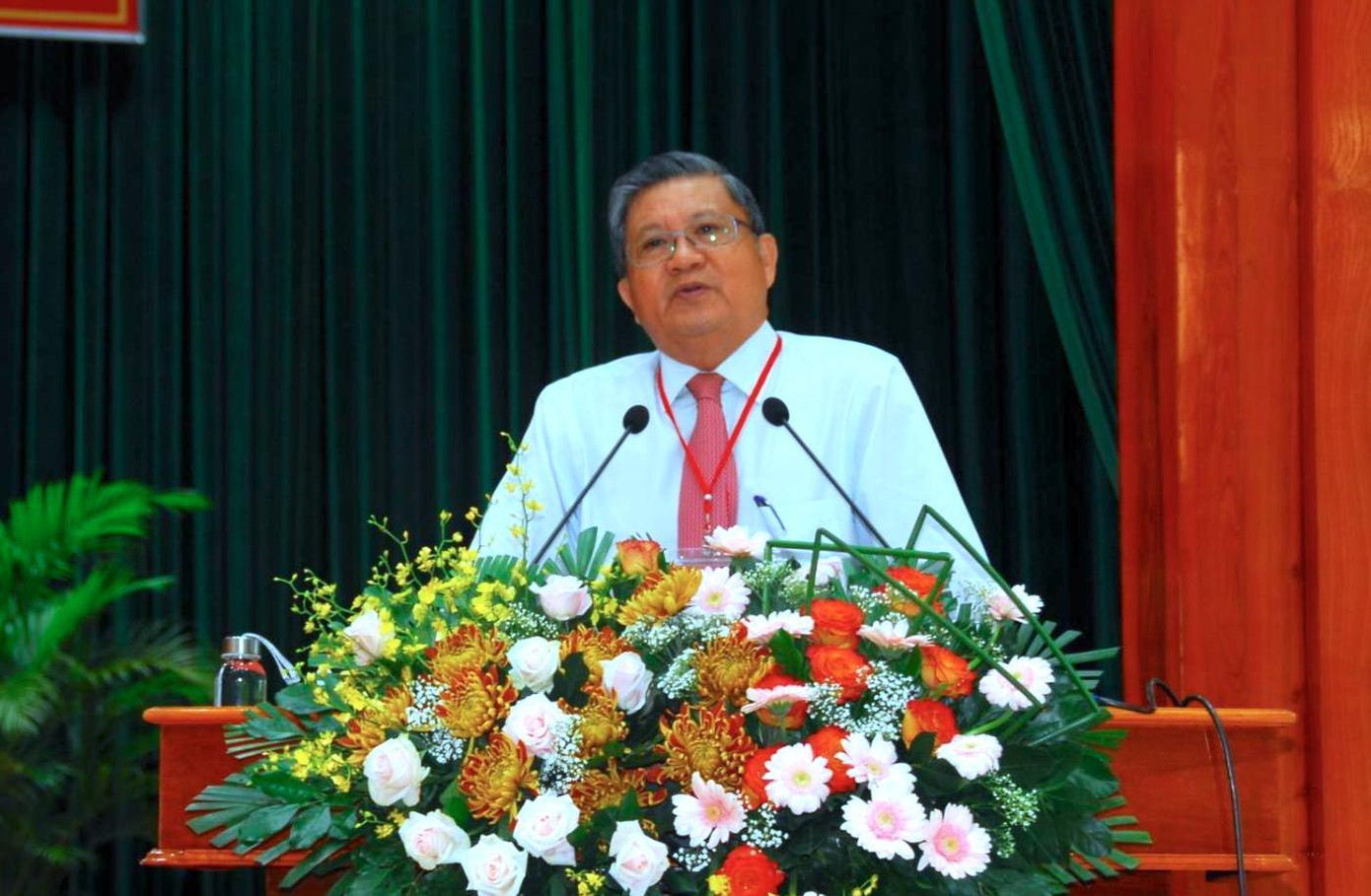 Ông Nguyễn Văn Giàu – nguyên Chủ nhiệm Ủy ban Kinh tế của Quốc hội đóng góp tham luận tại hội thảo. Ông Nguyễn Văn Giàu – nguyên Chủ nhiệm Ủy ban Kinh tế của Quốc hội đóng góp tham luận tại hội thảo.