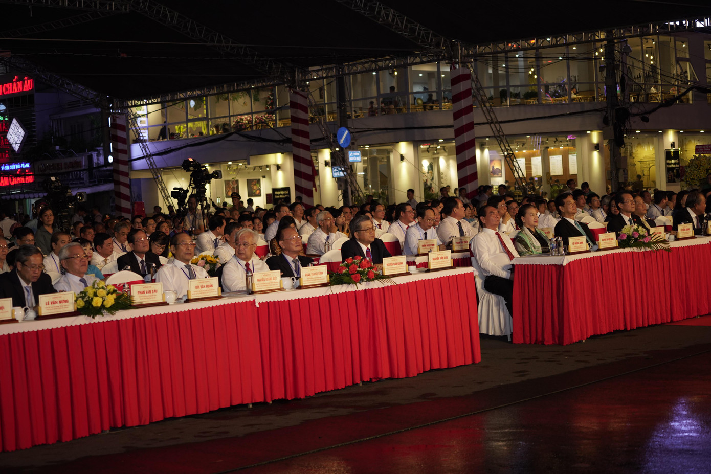 Các đại biểu Trung ương và địa phương dự Lễ kỷ niệm 190 năm thành lập tỉnh An Giang. Các đại biểu Trung ương và địa phương dự Lễ kỷ niệm 190 năm thành lập tỉnh An Giang.