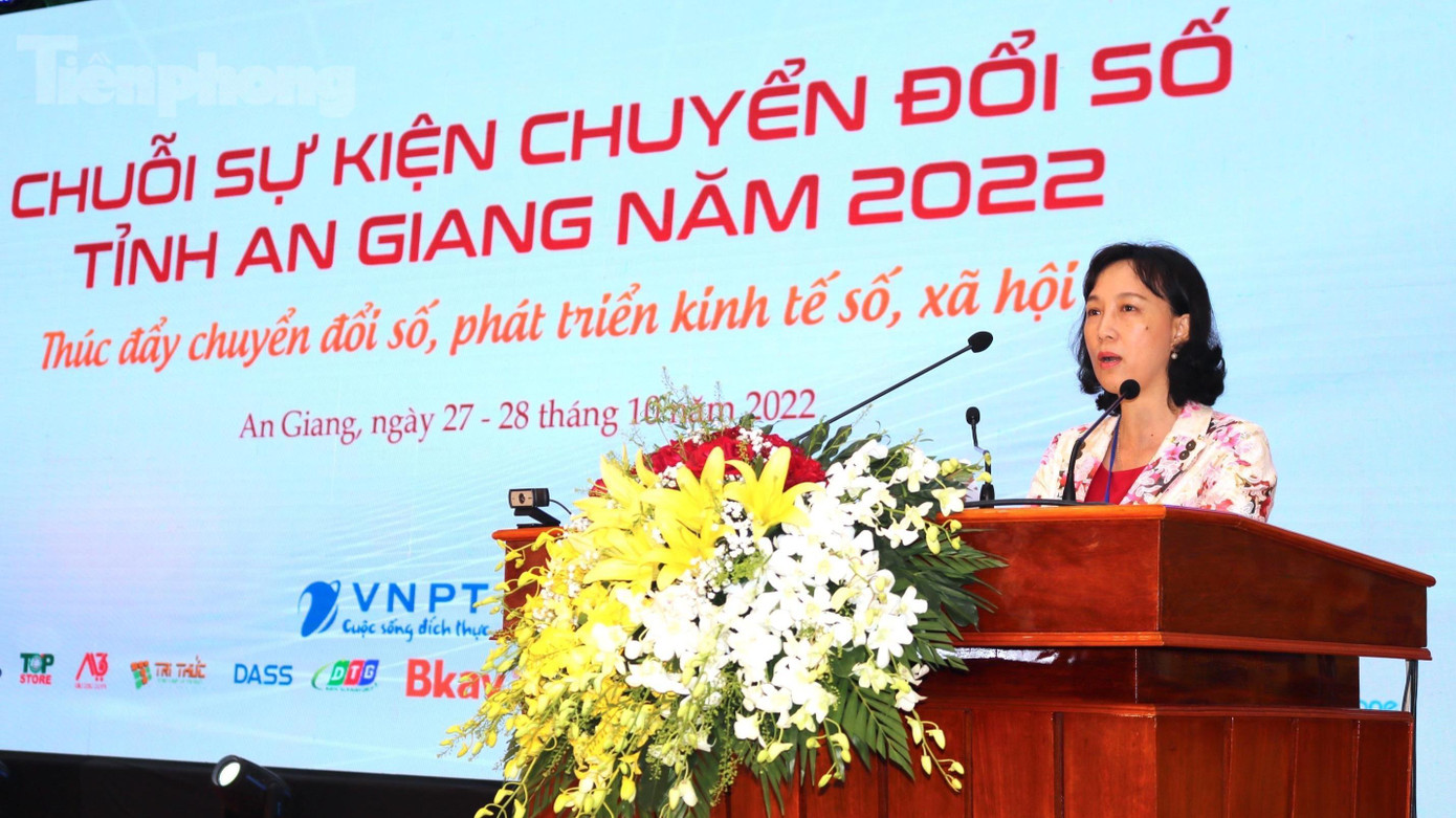 Bà Nguyễn Thị Minh Thuý – Phó Chủ tịch UBND tỉnh An Giang phát biểu tại hội thảo - Ảnh: Kim Hà.