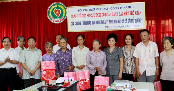 9 suất quà đã được trao tại chương trình