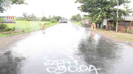 BẢN TIN ATGT: Bị xe ben kéo lê hơn 30m, 2 cha con thương vong ảnh 6