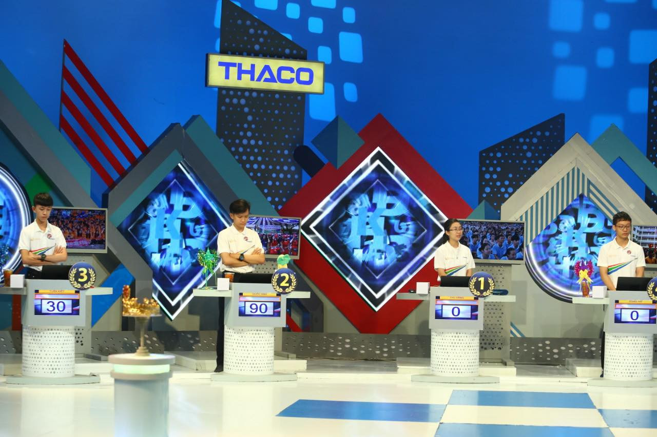 Nữ sinh Ninh Bình vô địch Đường lên đỉnh Olympia năm thứ 20 ảnh 13