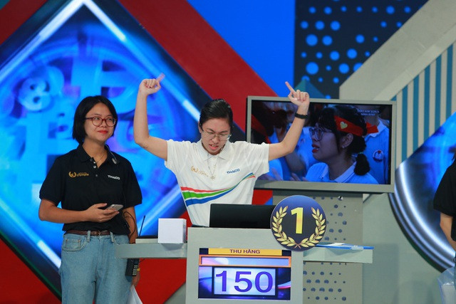 Nữ sinh Ninh Bình vô địch Đường lên đỉnh Olympia năm thứ 20 ảnh 16