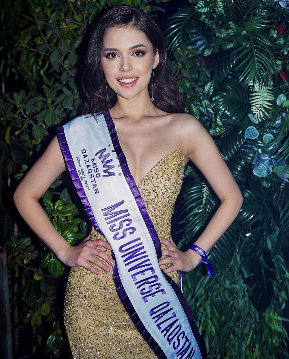 Hoa hậu Hoàn vũ Kazakhstan bị tước vương miện sau khi tố BTC vô trách nhiệm.