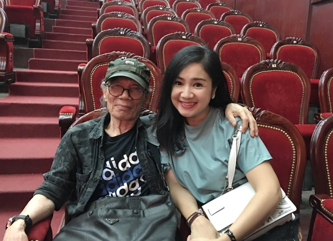 NSND Doãn Hoàng Giang và NSND Thu Hà. Ảnh: NguyetHa. NSND Doãn Hoàng Giang và NSND Thu Hà. Ảnh: NguyetHa.