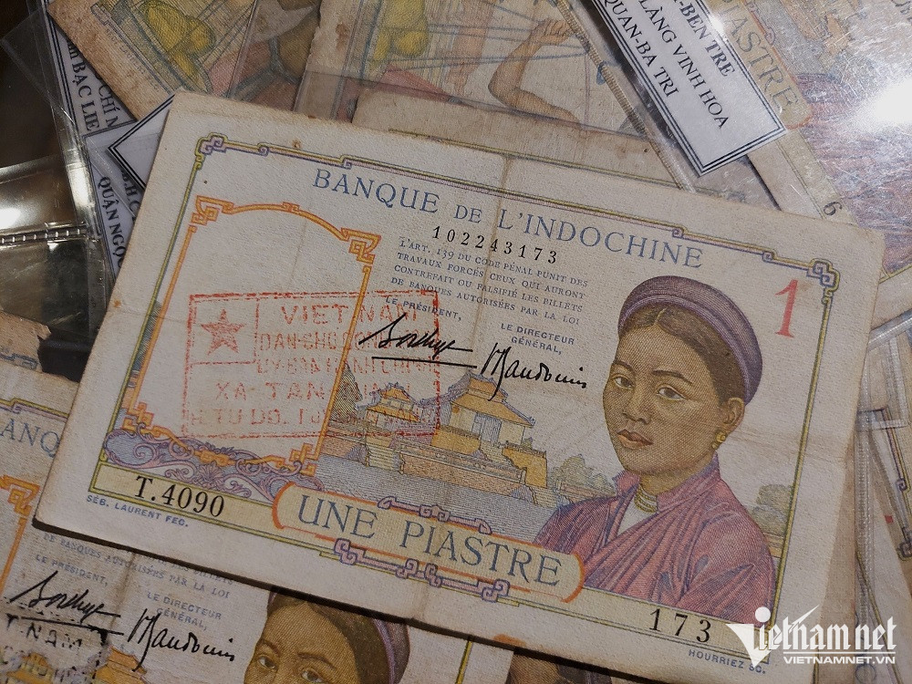 Giấy bạc "đắp nền" lưu thông tại các tỉnh Nam bộ. (Ảnh: Trần Chung)