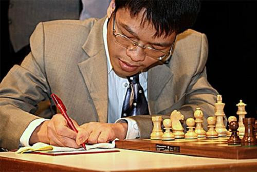 Lê Quang Liêm tại giải Festival Gibraltar Chess 2012 - Ảnh: picasaweb.com