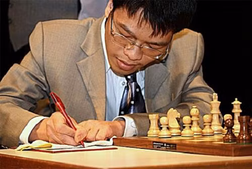 Lê Quang Liêm tại giải Festival Gibraltar Chess 2012 - Ảnh: picasaweb.com