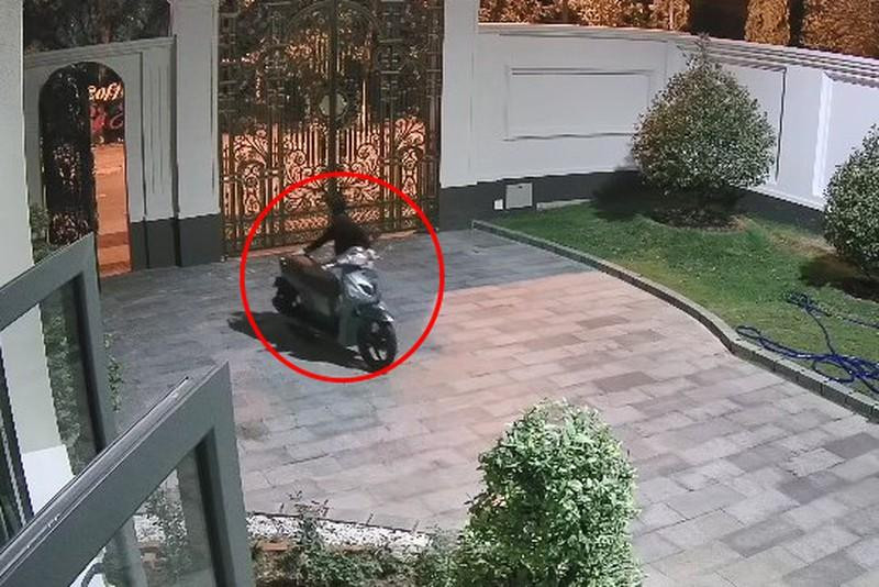 Trộm đột nhập lấy xe máy tại một nhà cán bộ công an