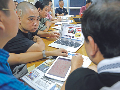 Tiền Phong điện tử đã trình bày ngay giao diện mới về Đại tướng với Tổng biên tập tại cuộc họp