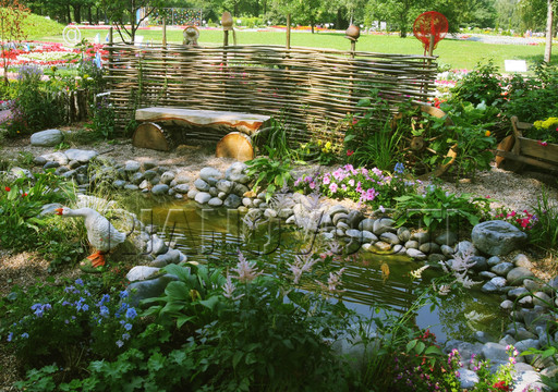 “Ở nhà bà tôi” “Ở nhà bà tôi”