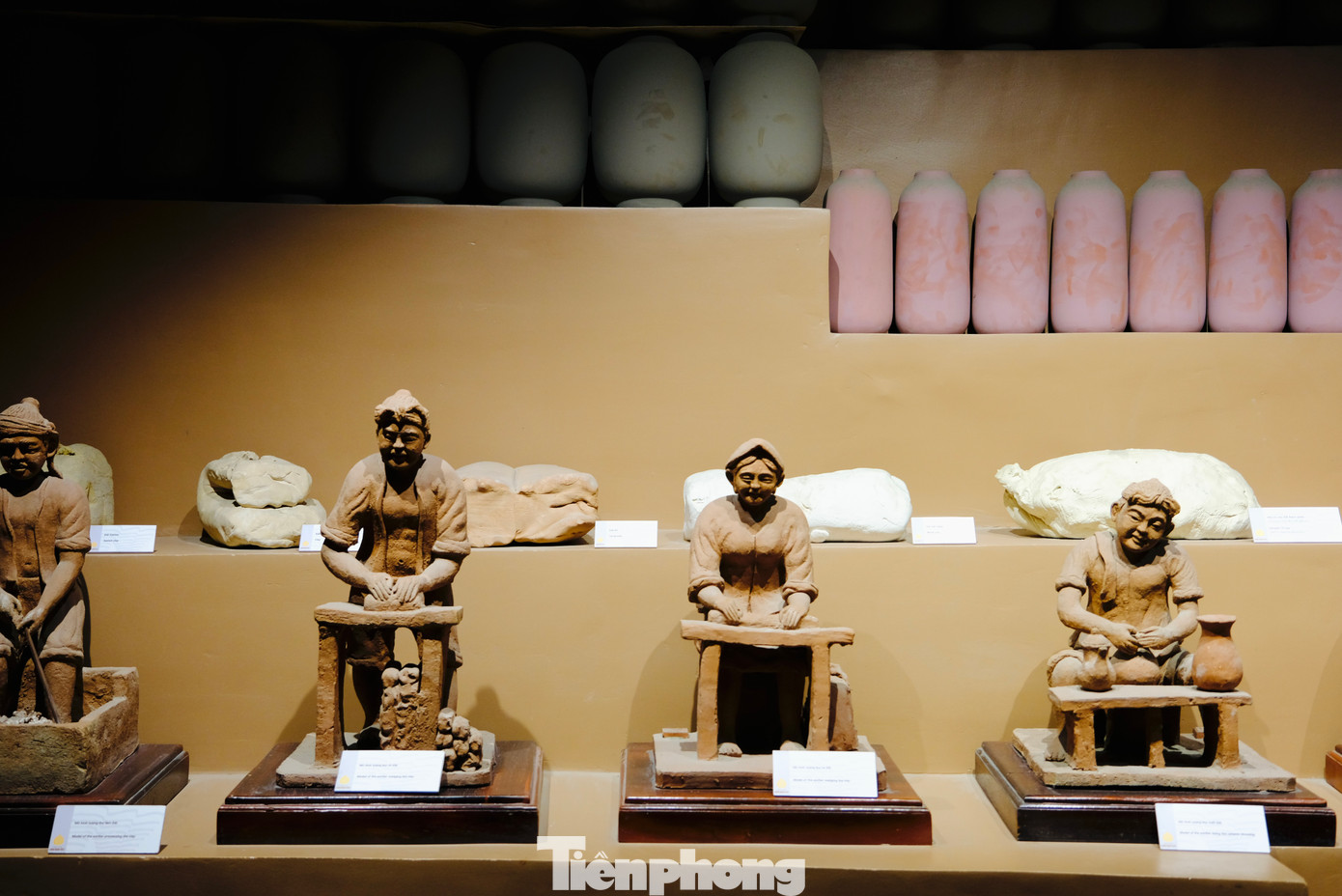 Các sản phẩm được trưng bày tại bảo tàng. Ảnh: Châu Linh