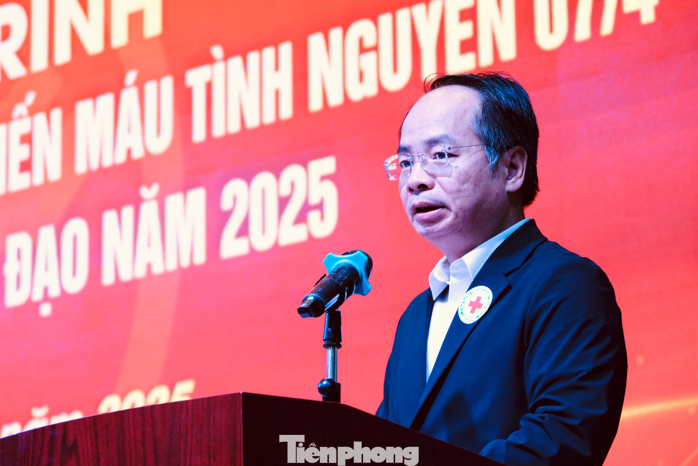 Ông Lê Tự Lực - Chủ tịch Hội Chữ thập đỏ Thành phố Hà Nội phát biểu tại chương trình. Ảnh: Châu Linh Ông Lê Tự Lực - Chủ tịch Hội Chữ thập đỏ Thành phố Hà Nội phát biểu tại chương trình. Ảnh: Châu Linh