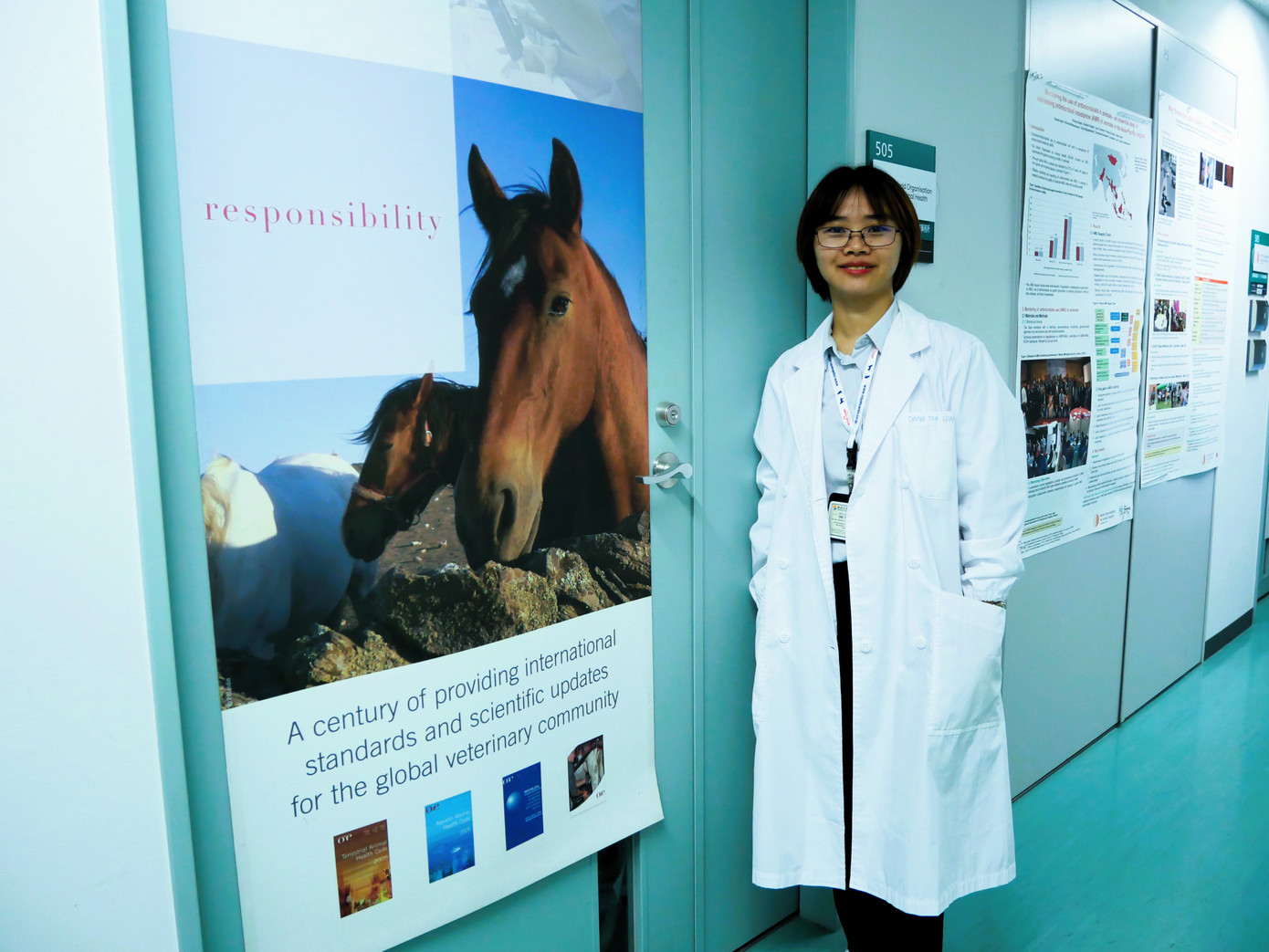 TS. Loan đã dành sự quan tâm đến các vấn đề dịch tễ liên quan đến bệnh sán lá gan lớn trong chăn nuôi.