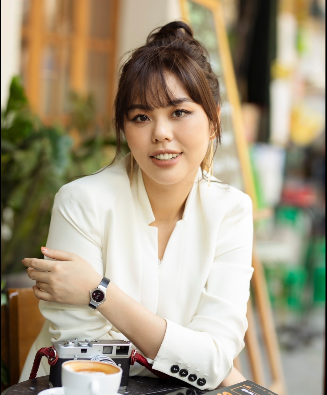 Chị Nguyễn Hồng Nhung - Giám đốc sáng tạo, nhà sáng lập Cready Creative đã có những chia sẻ xoay quanh giới hạn đạo đức trong nội dung của KOC.