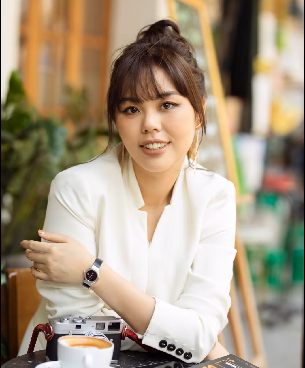 Chị Nguyễn Hồng Nhung - Giám đốc sáng tạo, nhà sáng lập Cready Creative đã có những chia sẻ xoay quanh giới hạn đạo đức trong nội dung của KOC.