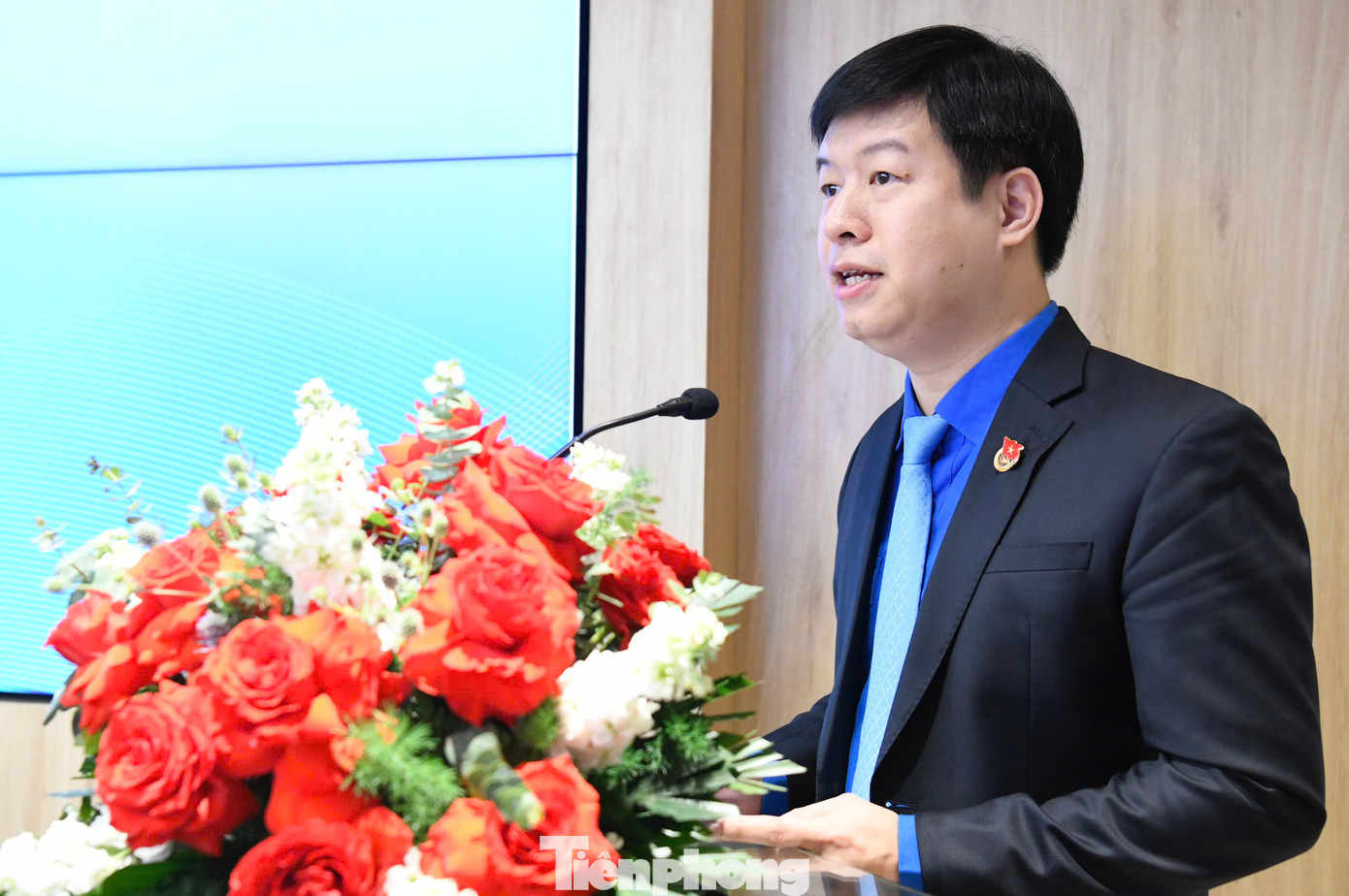 Anh Lê Hải Long - Trưởng Ban Công tác Thiếu nhi T.Ư Đoàn, Phó Chủ tịch Thường trực Hội đồng Đội T.Ư phát biểu khai mạc tọa đàm.