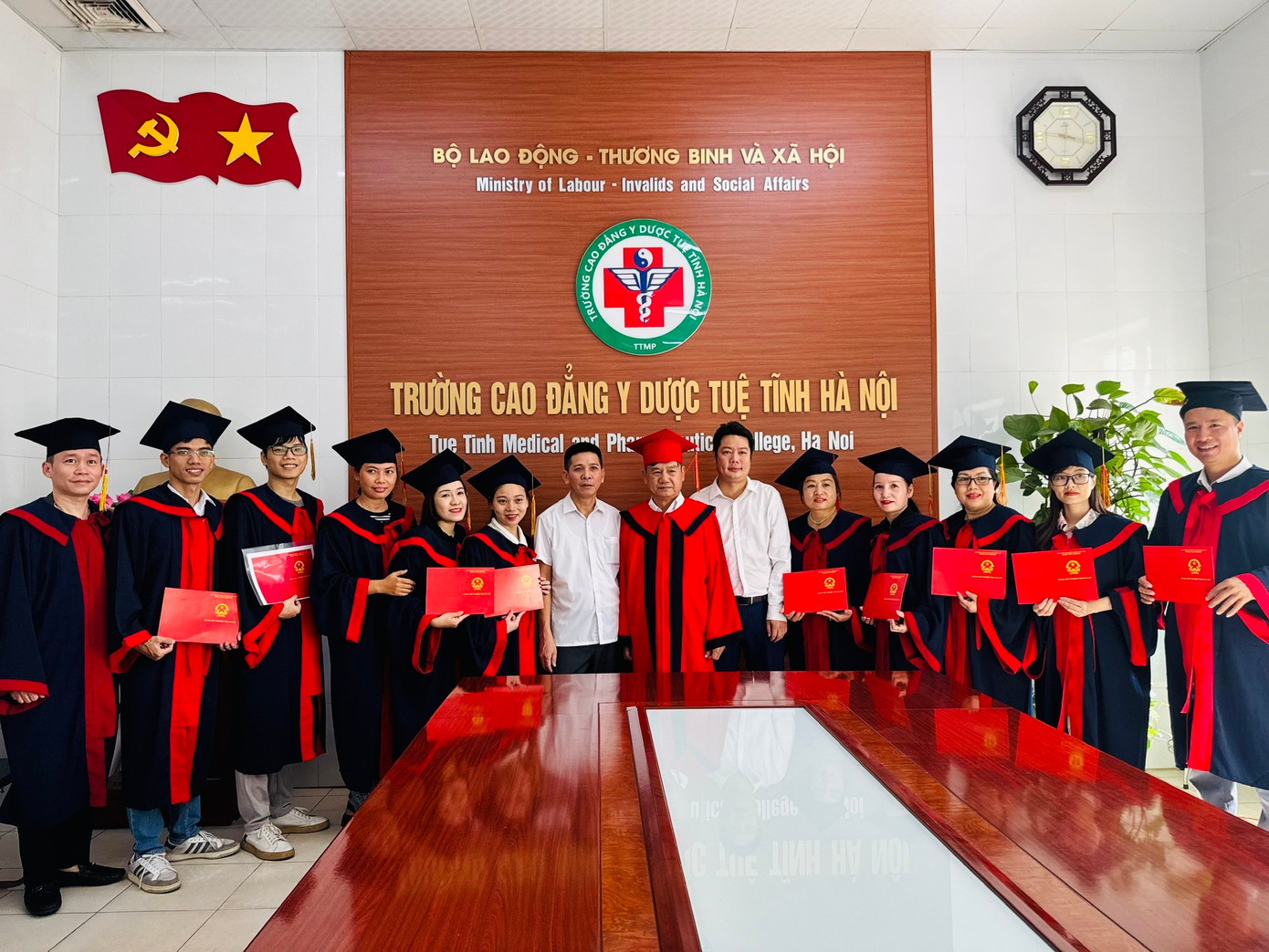 Trường Cao đẳng Y Dược Tuệ Tĩnh Hà Nội đóng góp quan trọng vào công tác đào tạo nguồn nhân lực Y Dược cho kỷ nguyên 4.0. Trường Cao đẳng Y Dược Tuệ Tĩnh Hà Nội đóng góp quan trọng vào công tác đào tạo nguồn nhân lực Y Dược cho kỷ nguyên 4.0.