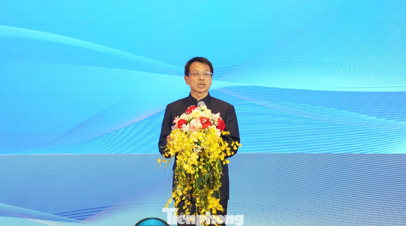 Ông Tăng Duệ - Tổng Biên tập Báo Thanh niên Trung Quốc, Trưởng đoàn đại biểu thanh niên Trung Quốc phát biểu tại chương trình. Ông Tăng Duệ - Tổng Biên tập Báo Thanh niên Trung Quốc, Trưởng đoàn đại biểu thanh niên Trung Quốc phát biểu tại chương trình.