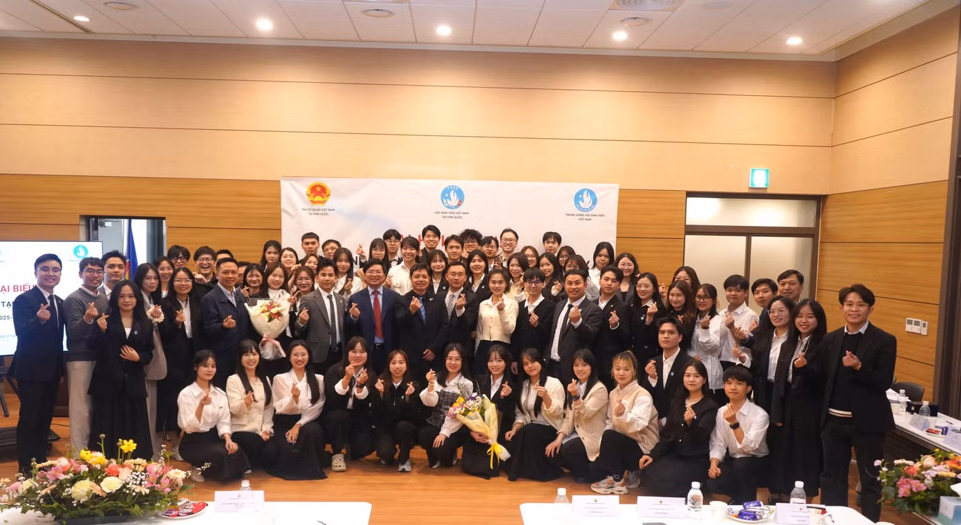 Đại hội đã hiệp thương bầu 25 đồng chí tham gia Ban Chấp hành Hội SVVN tại Hàn Quốc nhiệm kỳ 2025 - 2028. Đại hội đã hiệp thương bầu 25 đồng chí tham gia Ban Chấp hành Hội SVVN tại Hàn Quốc nhiệm kỳ 2025 - 2028.