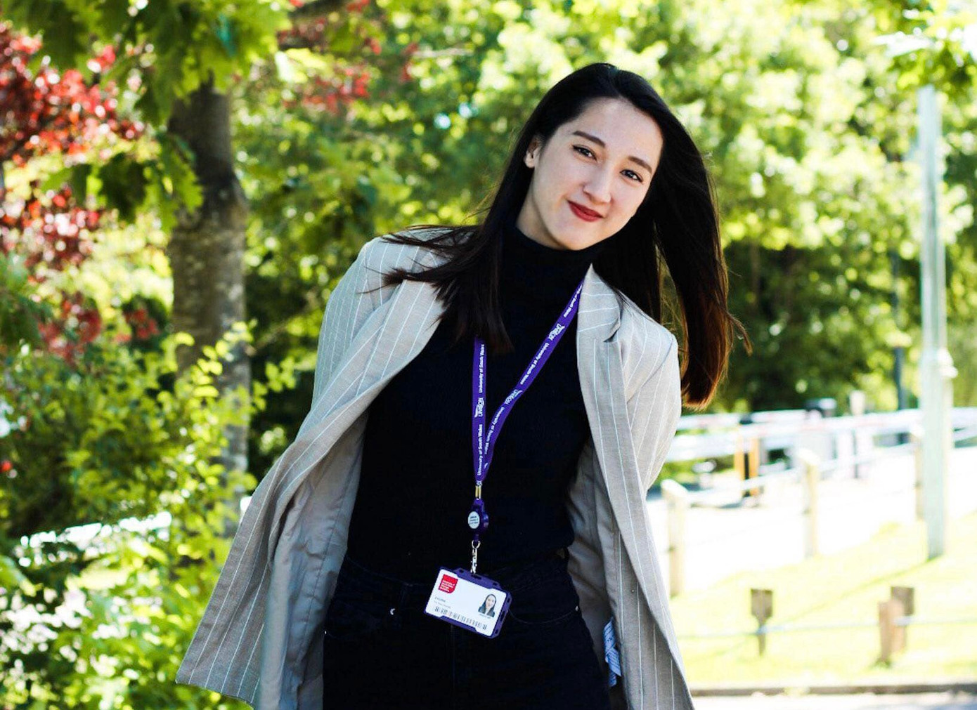 Sẵn sàng thích nghi với cái mới đã giúp chị Kiều Thu tìm được việc làm ở Anh ngay cả khi chưa tốt nghiệp. Sẵn sàng thích nghi với cái mới đã giúp chị Kiều Thu tìm được việc làm ở Anh ngay cả khi chưa tốt nghiệp.