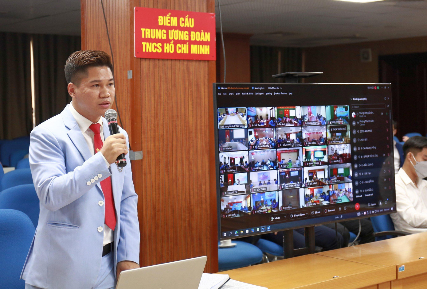 Các đại biểu góp ý, hiến kế tại hội nghị. Ảnh: Bảo Anh Các đại biểu góp ý, hiến kế tại hội nghị. Ảnh: Bảo Anh