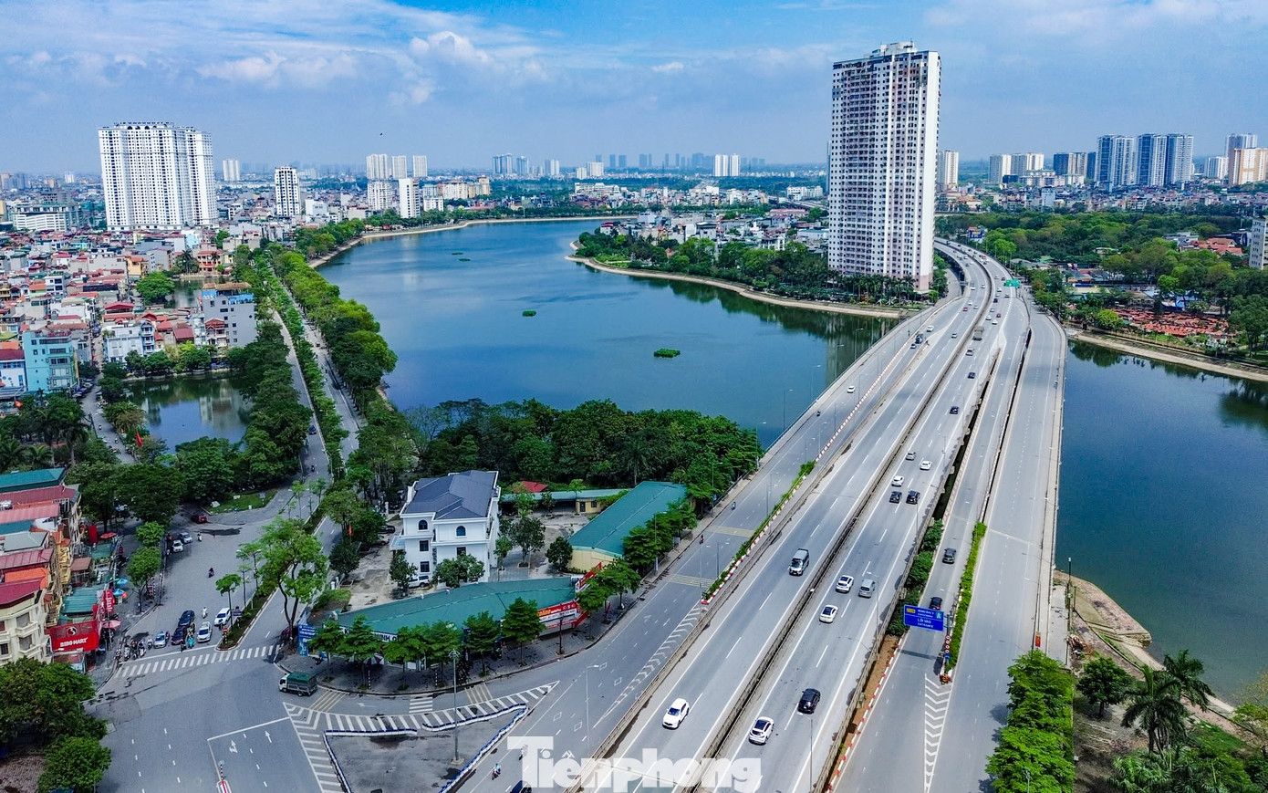 Đường vành đai 3 hướng về cao tốc Pháp Vân - Cầu Giẽ thông thoáng.