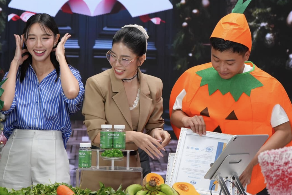 KOLs quảng cáo sai sự thật về "1 viên kẹo tương đương 1 đĩa rau". Ảnh: FBKera.