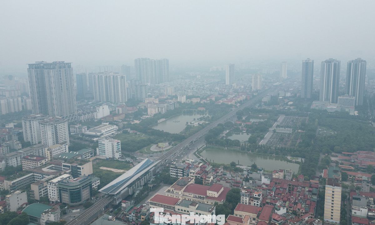 Không khí đặc quánh khiến tầm nhìn bị hạn chế.