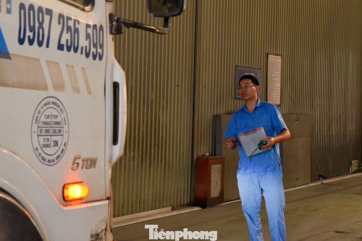 Để thuận lợi cho người dân, bên cạnh việc tiếp nhận xe đến trực tiếp, Trung tâm Đăng kiểm 29-07D cũng nhận lịch hẹn đăng kiểm trực tuyến qua app trung tâm đăng kiểm.