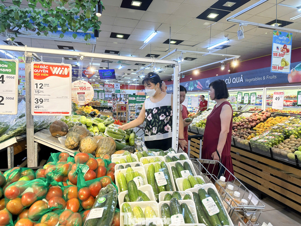 Tình trạng tương tự cũng diễn ra tại một số siêu thị tại Hà Nội.