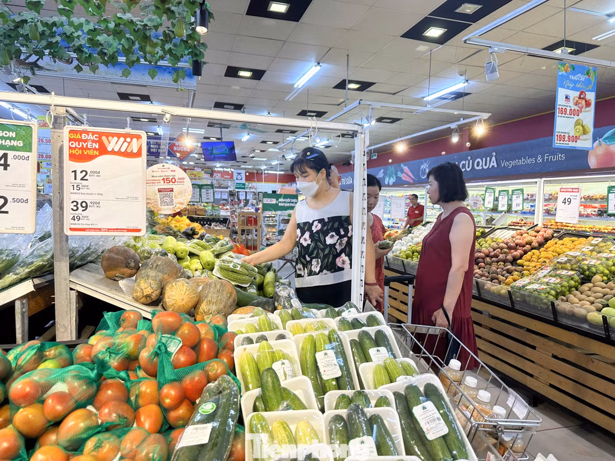 Tình trạng tương tự cũng diễn ra tại một số siêu thị tại Hà Nội.
