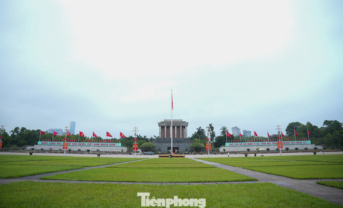 Từ ngày 19/5/2001, lễ thượng cờ, hạ cờ trên Quảng trường Ba Đình đã trở thành một nghi lễ cấp quốc gia được thực hiện đều đặn và trang trọng. Nghi lễ đã dần đi vào tâm thức của người dân Thủ đô Hà Nội cũng như đồng bào cả nước.