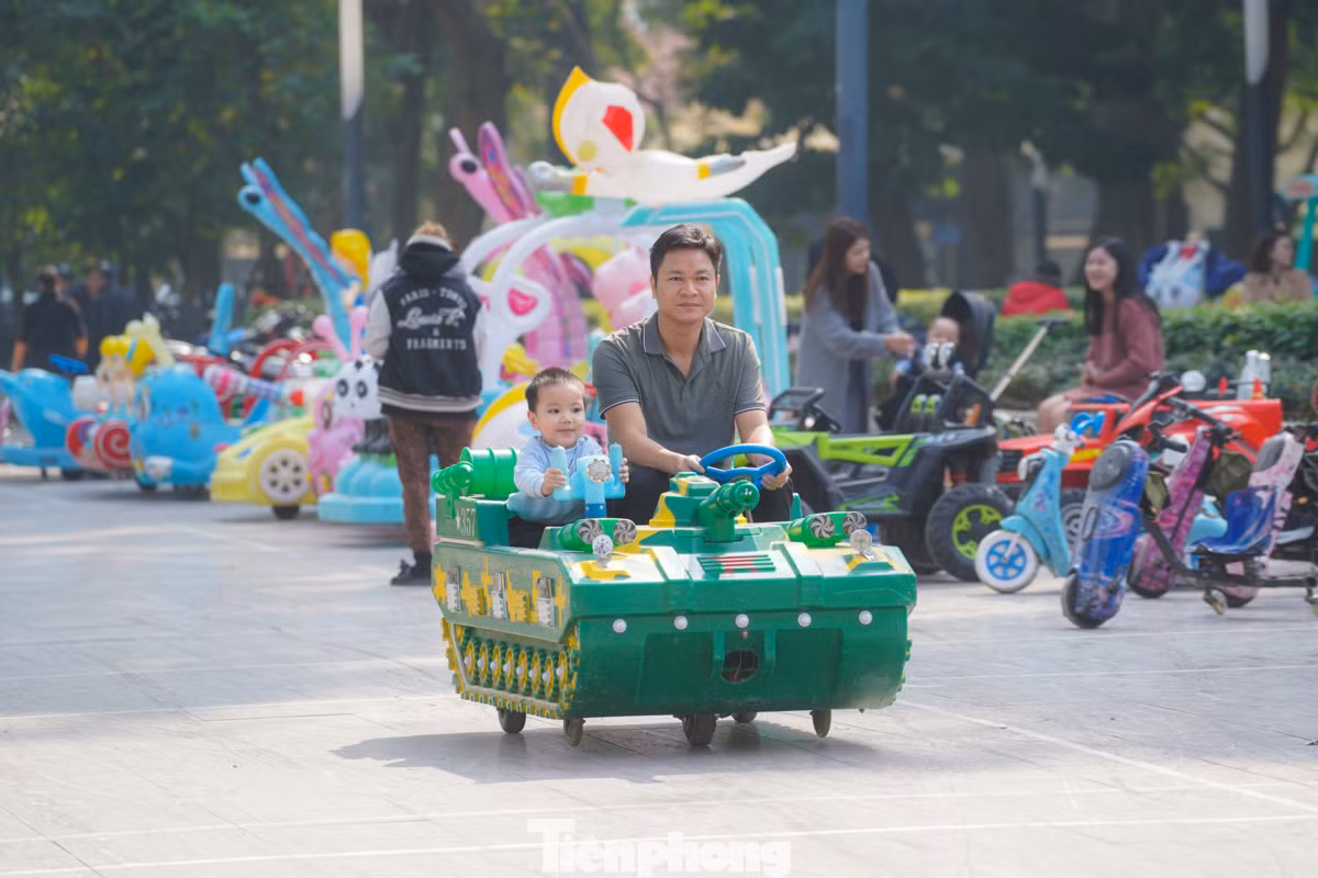 Đối với các bậc phụ huynh, việc ở bên con cái trong những ngày nghỉ lễ này là điều tuyệt vời nhất.