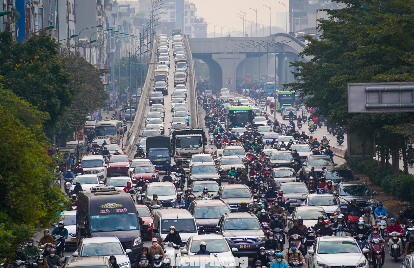 Đường Trường Chinh hướng đi Ngã Tư Sở.