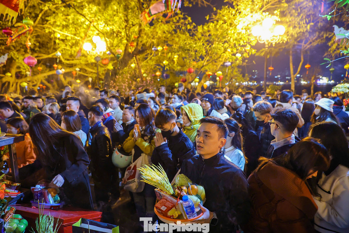 Ai nấy đều mong muốn những vận hạn năm cũ qua đi, điều tốt đẹp, may mắn sẽ đến trong năm mới.