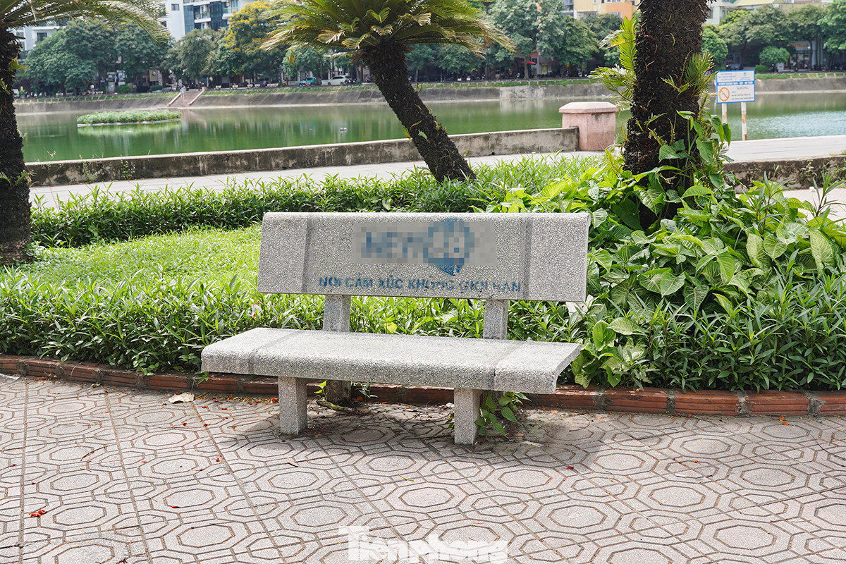 Bên dưới các đường link là lời dẫn dụ đánh vào tâm lý mọi người như: Nơi cảm xúc không giới hạn; Nơi dành riêng cho bạn...