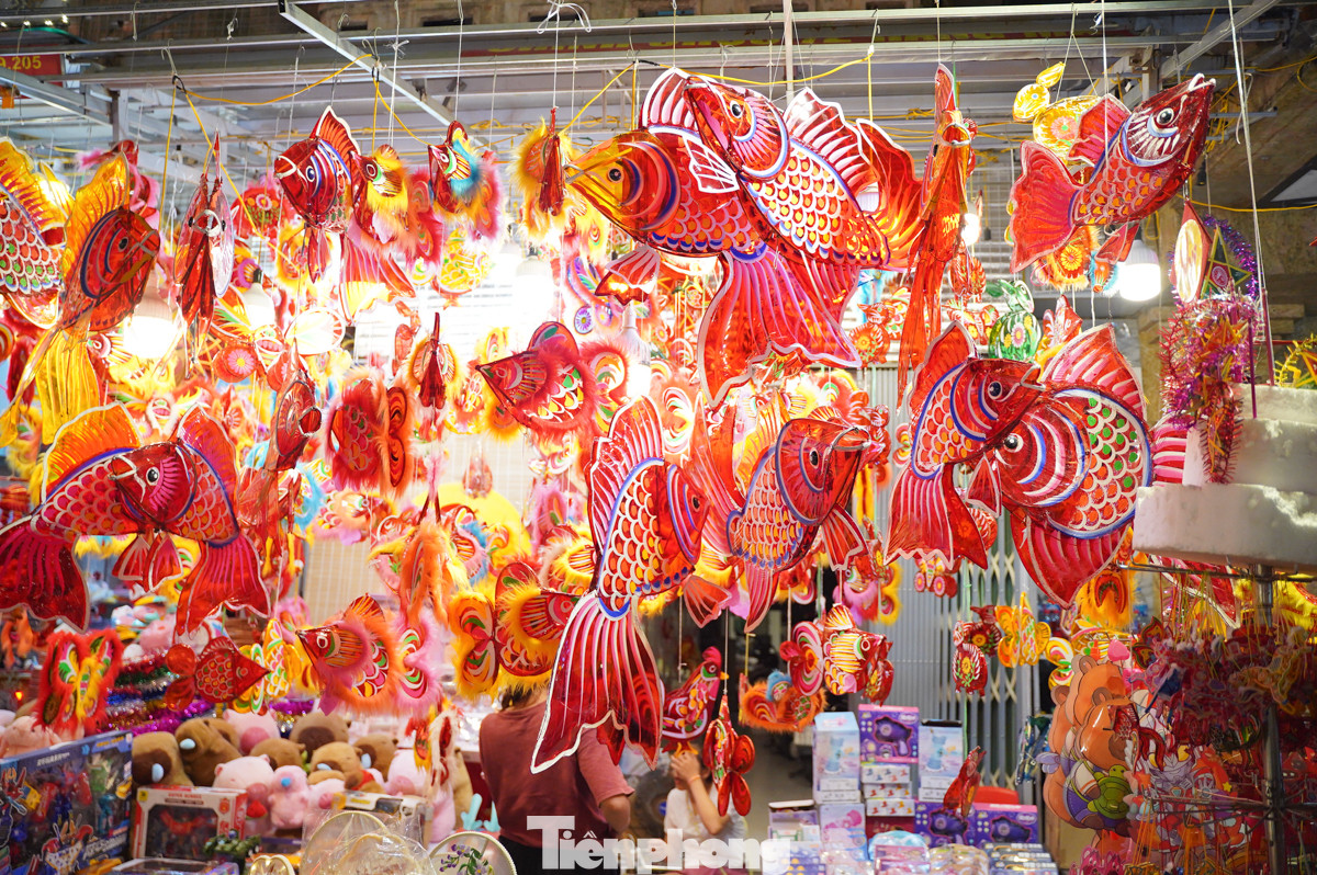 Tết Trung thu năm nay sẽ rơi vào ngày 17/9. Đây là dịp để gia đình sum họp, cùng nhau thưởng thức bánh trung thu, ngắm trăng rằm và tham gia vào các hoạt động vui chơi truyền thống.