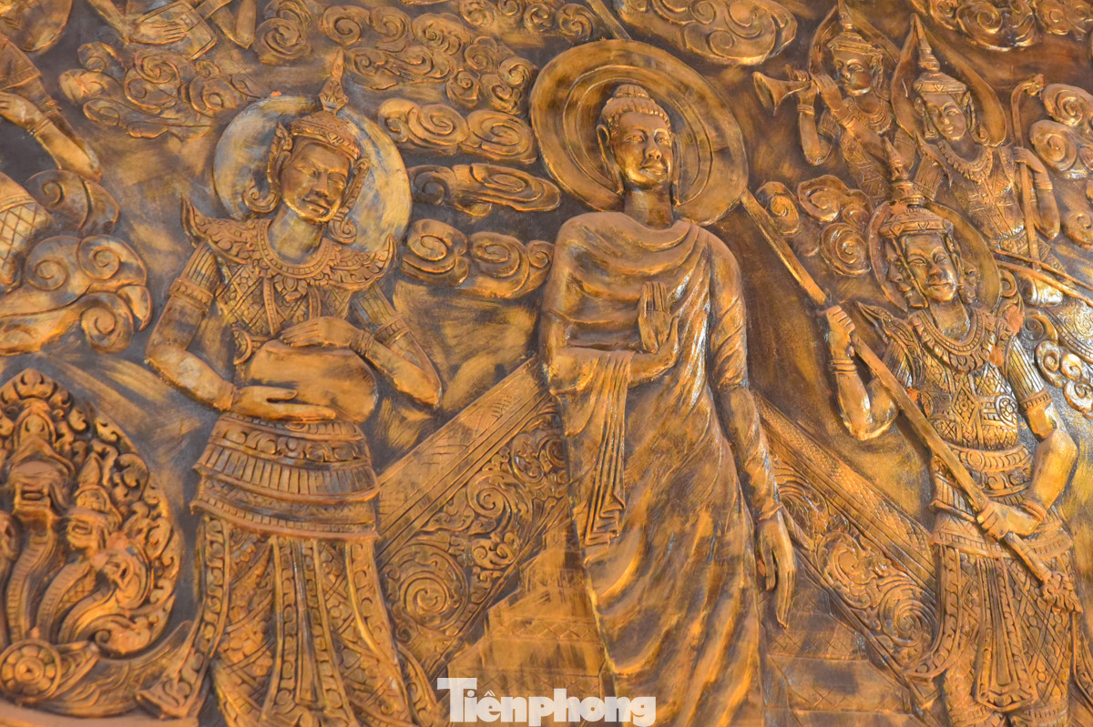 Các điển tích trang trí trên tường đều ngầm định hướng tới ý nghĩa hướng thiện.