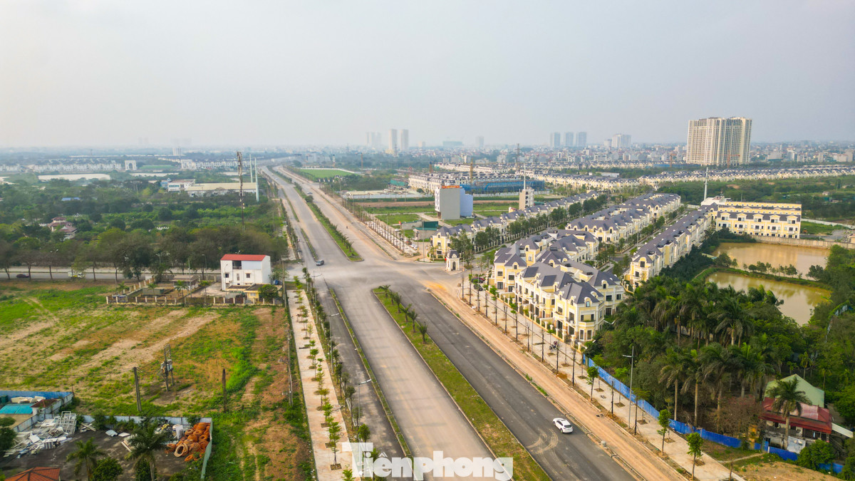 Các vị trí thuộc giai đoạn 1 dự án (từ Đại lộ Thăng Long đến cầu Hậu Ái) đã cơ bản thành hình, đường có đèn điện chiếu sáng, mặt đường đã được thảm nhựa....